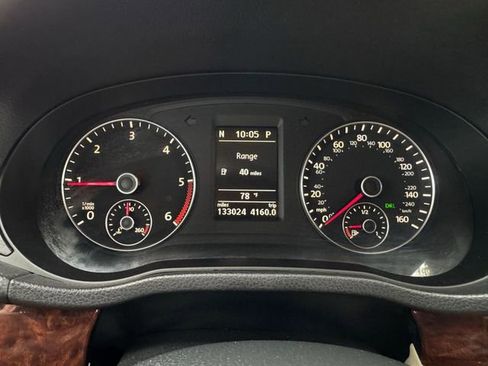Used 2012 Volkswagen Passat TDI SEL Premium image 20