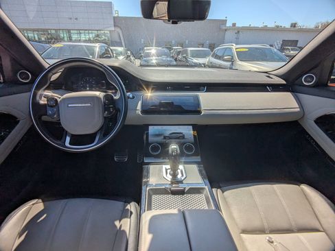Used 2020 Land Rover Range Rover Evoque First Edition AWD/4WD image 17