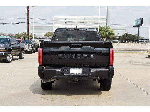 Used 2023 Toyota Tundra Platinum image 5