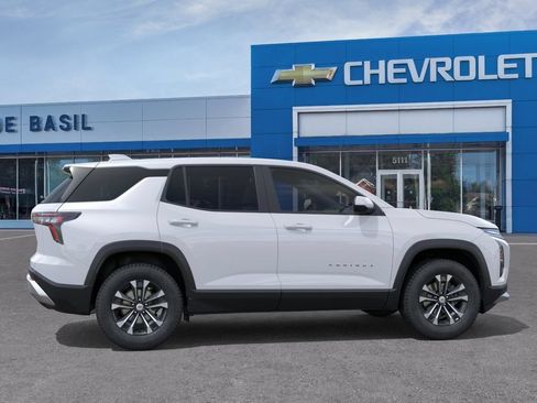 New 2027 Chevrolet Equinox LT FWD image 5