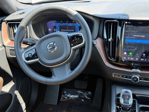 Certified 2024 Volvo XC60 B5 Ultimate w/ Protection Package Premier AWD/4WD image 13