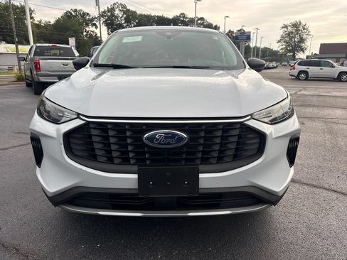 Used 2025 Ford Escape Active AWD/4WD image 3