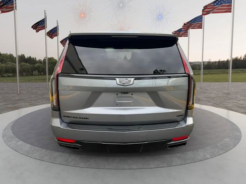 Used 2021 Cadillac Escalade ESV Sport w/ Driver Assist Tech Package image 3