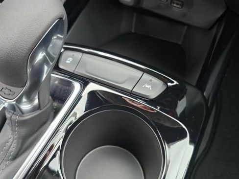 New 2026 Chevrolet Trax LT w/ Driver Confidence Package image 19