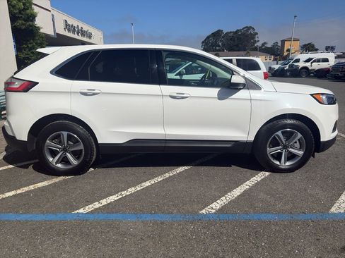 Used 2024 Ford Edge SEL w/ Convenience Package image 10