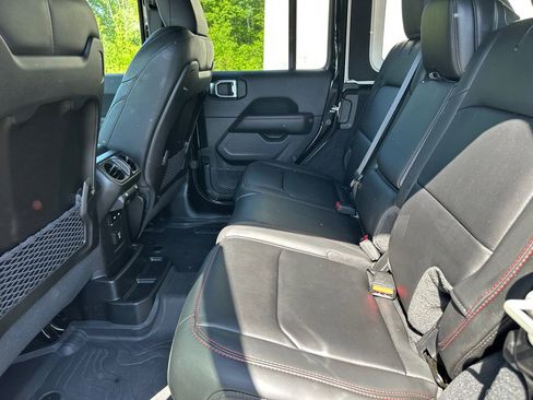 Used 2024 Jeep Wrangler Unlimited Rubicon AWD/4WD image 21