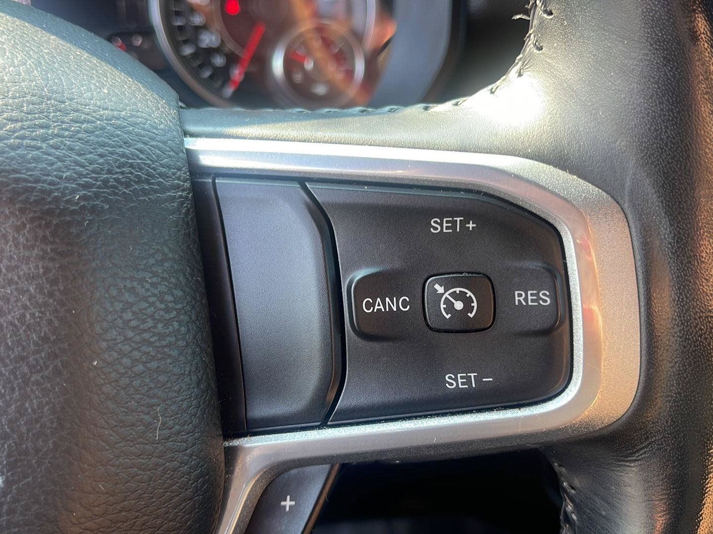 Used 2020 RAM 1500 Laramie w/ Sport Appearance Package AWD/4WD image 23
