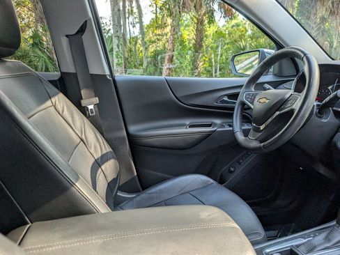 Used 2020 Chevrolet Equinox Premier FWD image 13