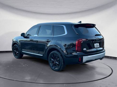 Used 2023 Kia Telluride S image 4