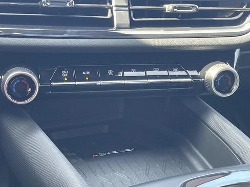 New 2026 Chevrolet Equinox EV RS image 22