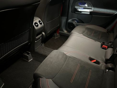 New 2026 Mercedes-Benz GLB 35 AMG 4MATIC image 11