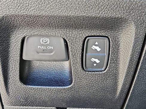 Used 2021 RAM 1500 Big Horn AWD/4WD image 23