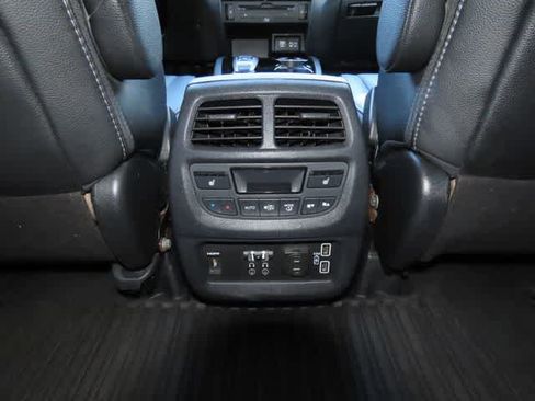 Certified 2019 Honda Pilot Touring image 26