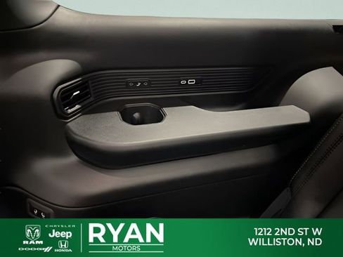 New 2026 Jeep Grand Wagoneer L Limited AWD/4WD image 74