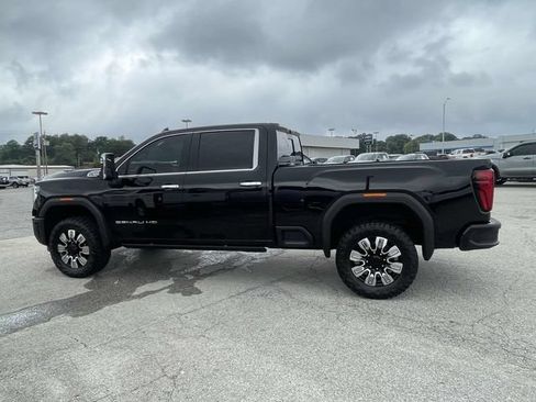 Used 2025 GMC Sierra 2500 Denali w/ Denali Reserve Package AWD/4WD image 7