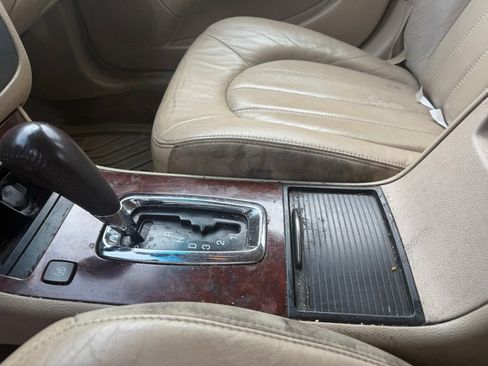 Used 2007 Buick Lucerne CXL FWD image 15