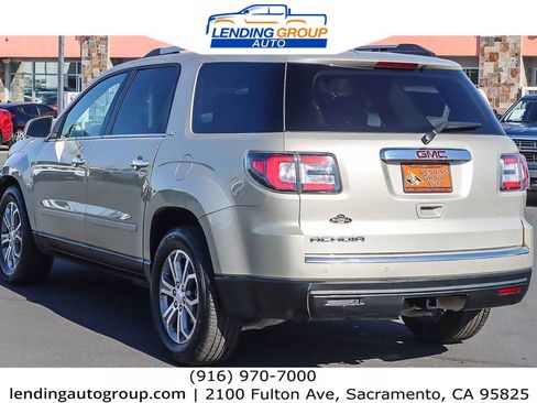 Used 2015 GMC Acadia SLT w/ Open Road Package image 2