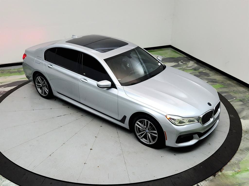 Used 2016 BMW 750i xDrive AWD/4WD image 35