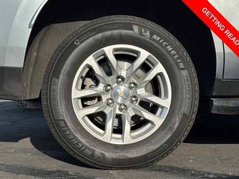 Used 2024 Chevrolet Tahoe LS w/ Driver Alert Package RWD image 4