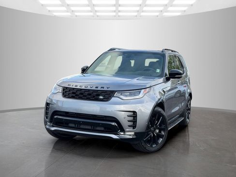 New 2026 Land Rover Discovery Dynamic SE image 1