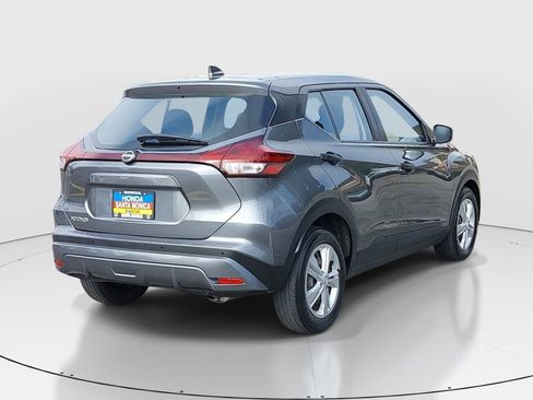 Used 2023 Nissan Kicks S image 5