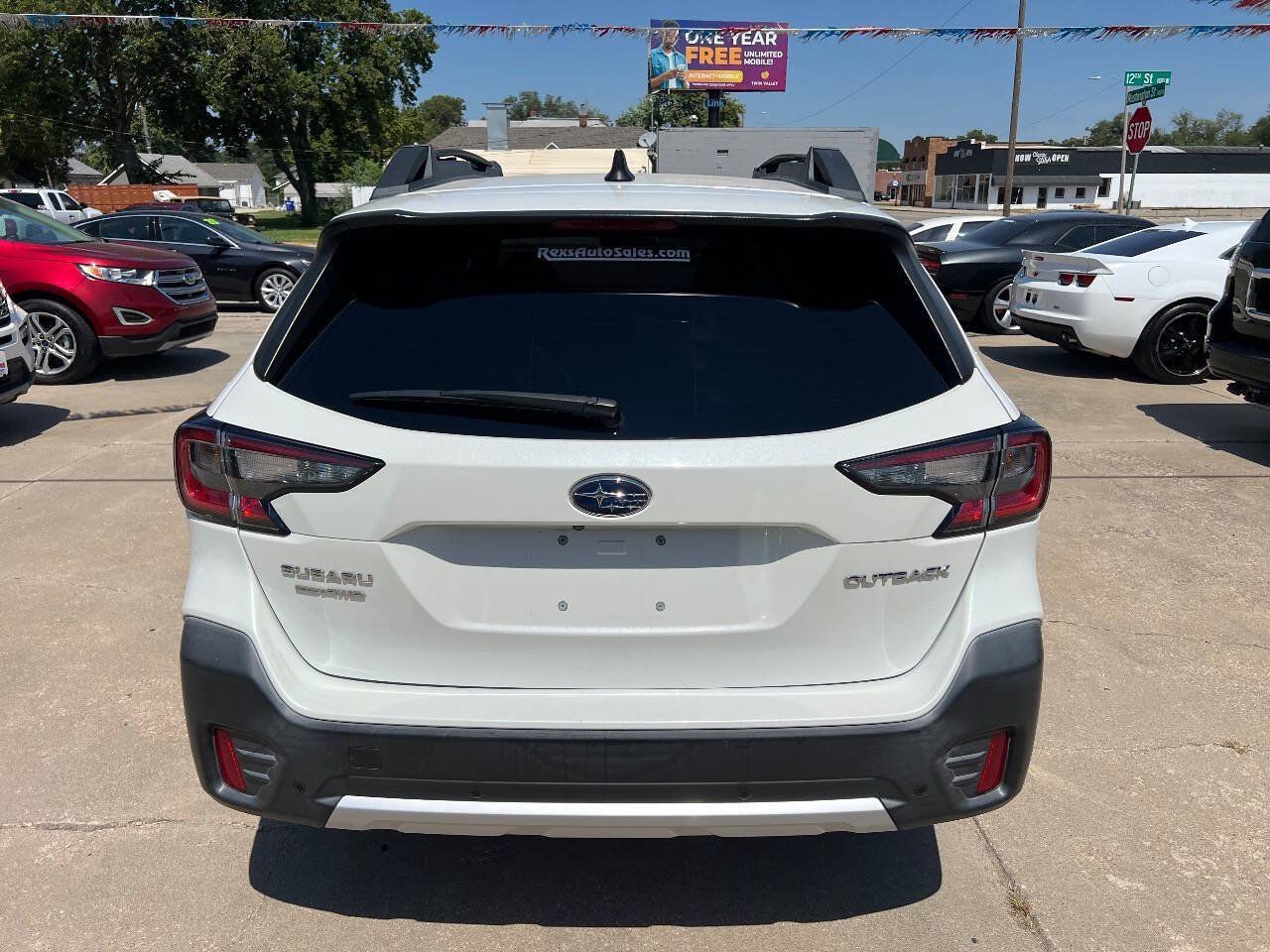Used 2020 Subaru Outback Limited AWD/4WD image 6