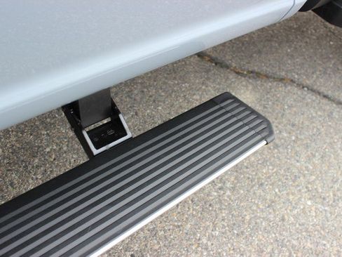 Used 2026 Ford F450 Platinum w/ FX4 Off-Road Package image 8