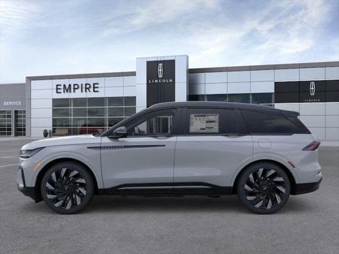 New 2026 Lincoln Nautilus Reserve AWD/4WD image 3
