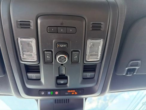 Used 2023 GMC Yukon AT4 w/ AT4 Premium Plus Package AWD/4WD image 37