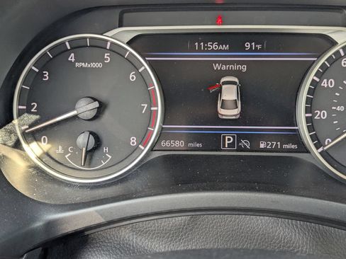Used 2024 Nissan Sentra SV FWD image 24