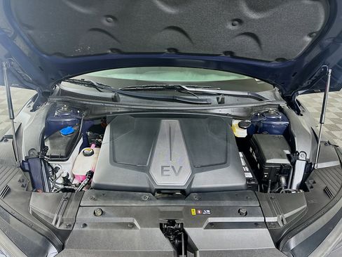 Used 2023 Kia EV6 Wind w/ Wind Technology Package image 34