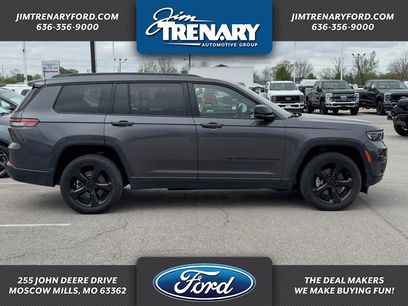 Used 2023 Jeep Grand Cherokee L Laredo