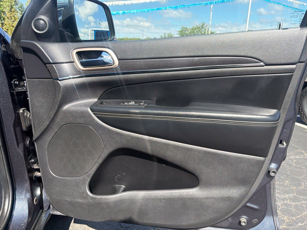 Used 2015 Jeep Grand Cherokee Limited AWD/4WD image 42