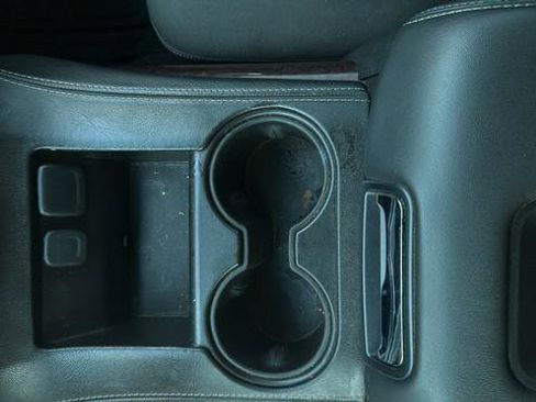 Used 2019 GMC Yukon SLE RWD image 14