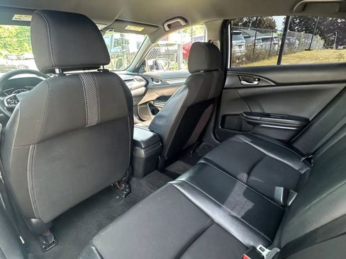 Used 2019 Honda Civic Sport image 24