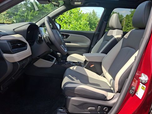 New 2026 Subaru Forester Touring AWD/4WD image 9