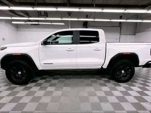 Used 2024 GMC Canyon Elevation w/ Convenience Package AWD/4WD image 14