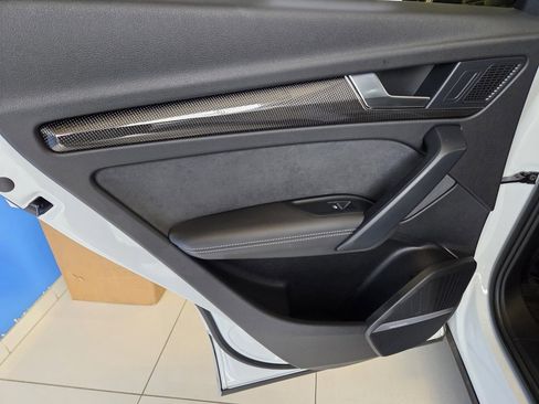 Used 2022 Audi SQ5 Premium Plus w/ Premium Plus Package image 18