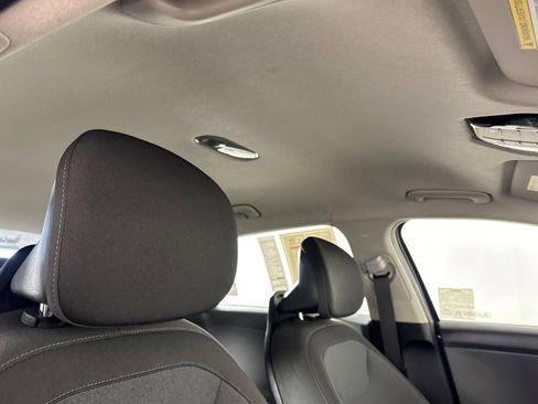 Used 2025 Kia K4 FWD image 13