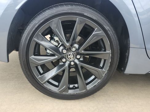 Used 2025 Toyota Corolla XSE FWD image 9