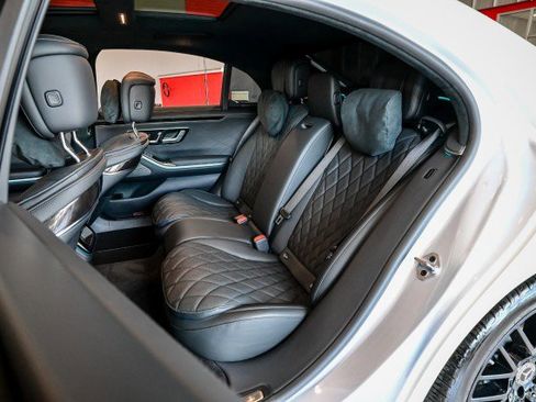 Used 2023 Mercedes-Benz S 580 4MATIC Sedan image 19