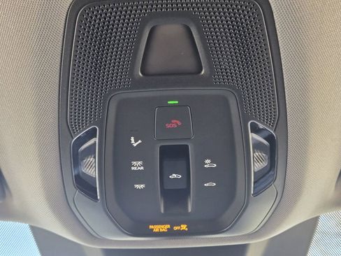 Certified 2025 Audi Q5 2.0T Premium Plus w/ Premium Plus image 33