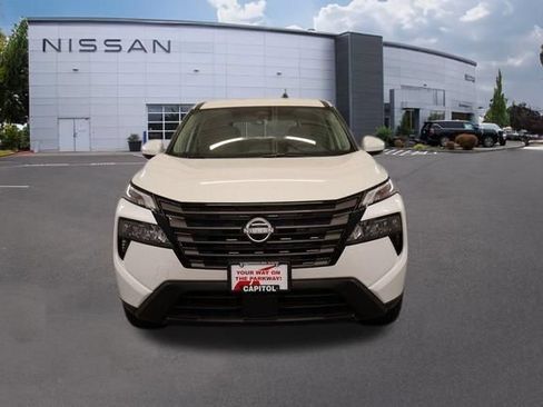 New 2026 Nissan Rogue SV w/ Cold Weather Package AWD/4WD image 7