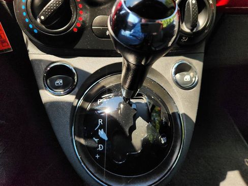 Used 2015 FIAT 500 Sport image 26