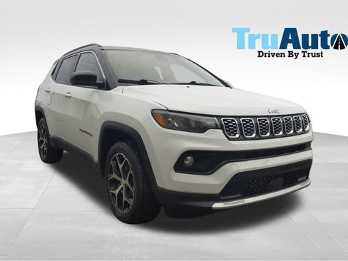 Used 2024 Jeep Compass Limited AWD/4WD image 1