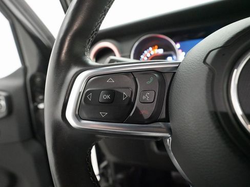 Used 2019 Jeep Wrangler Unlimited Sahara w/ Quick Order Package 24M Moab image 17