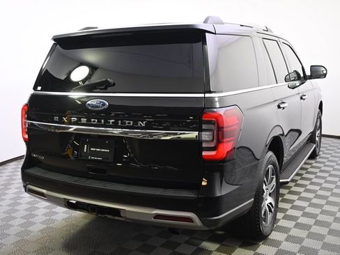 Used 2022 Ford Expedition Limited AWD/4WD image 6