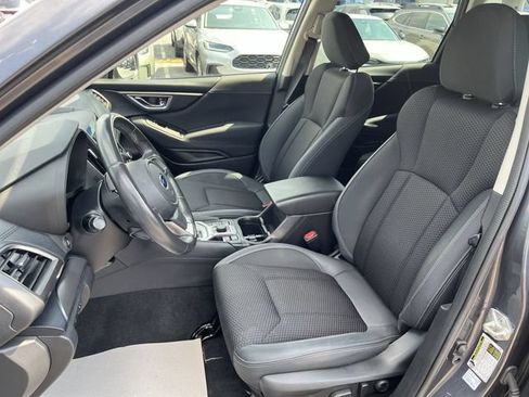 Used 2023 Subaru Forester Premium AWD/4WD image 15