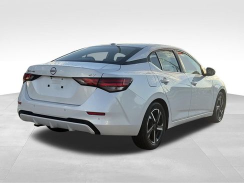 Used 2024 Nissan Sentra SV FWD image 23