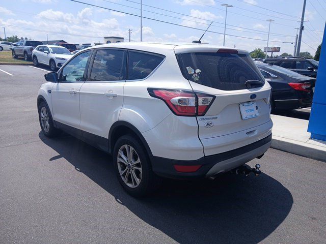 Used 2017 Ford Escape SE FWD image 6